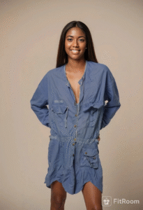 Vestido utilitário azul (peça única – tamanho pequeno)